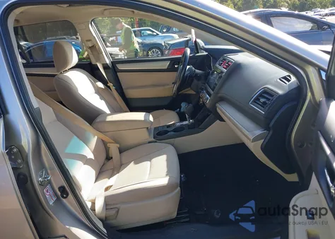 2016 Subaru Outback 2.5I Premium z USA, uszkodzony, nr VIN 4S4BSADC7G3269369